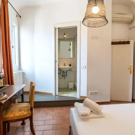 Mdr Gia Via Larga Bed & Breakfast Florencie